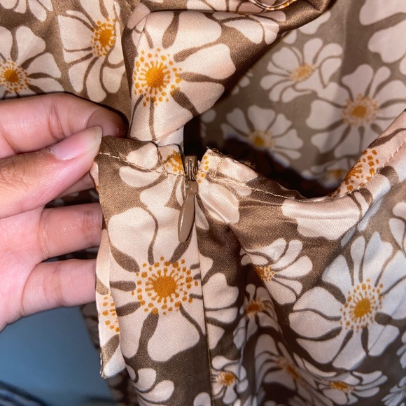 TILLY'S silky floral summer dress - Picture 2 of 3